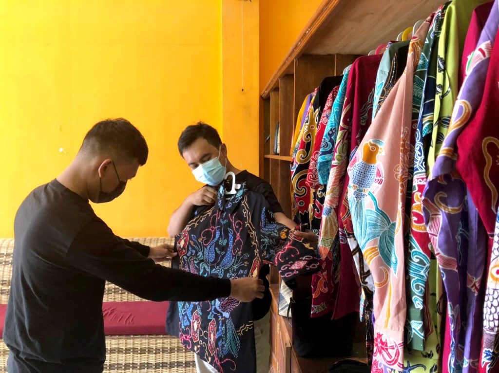 Batik Khas Kaltara Laris Setelah Gubernur Ajak Memakainya di Kegiatan Resmi