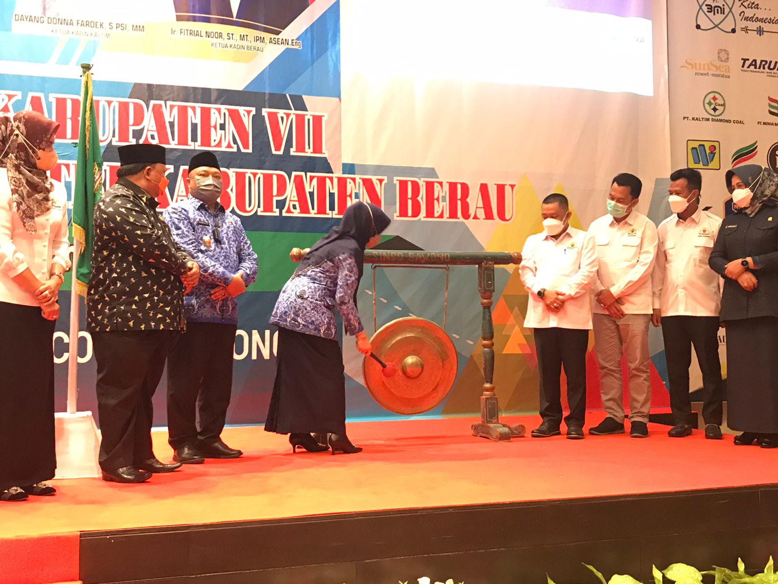 Buka Muskab Kadin Berau Ke-VII, Bupati Harapkan Peningkatan Ekonomi