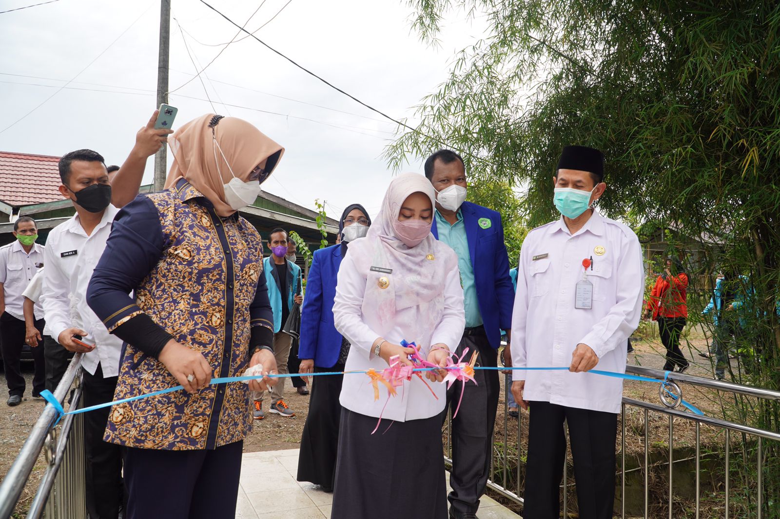 Bupati Resmikan Greenhouse STIPER Berau