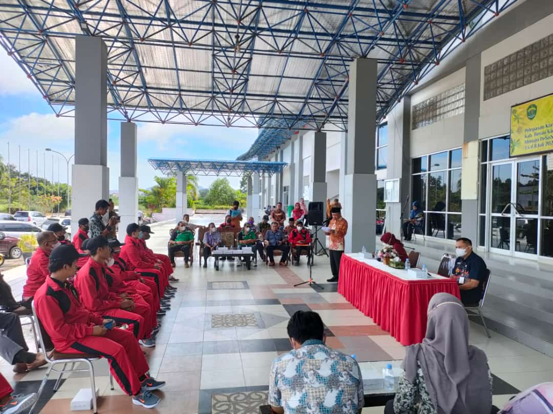 Pemkab Berau Lepas 21 Atlet PESONAS Ke Semarang
