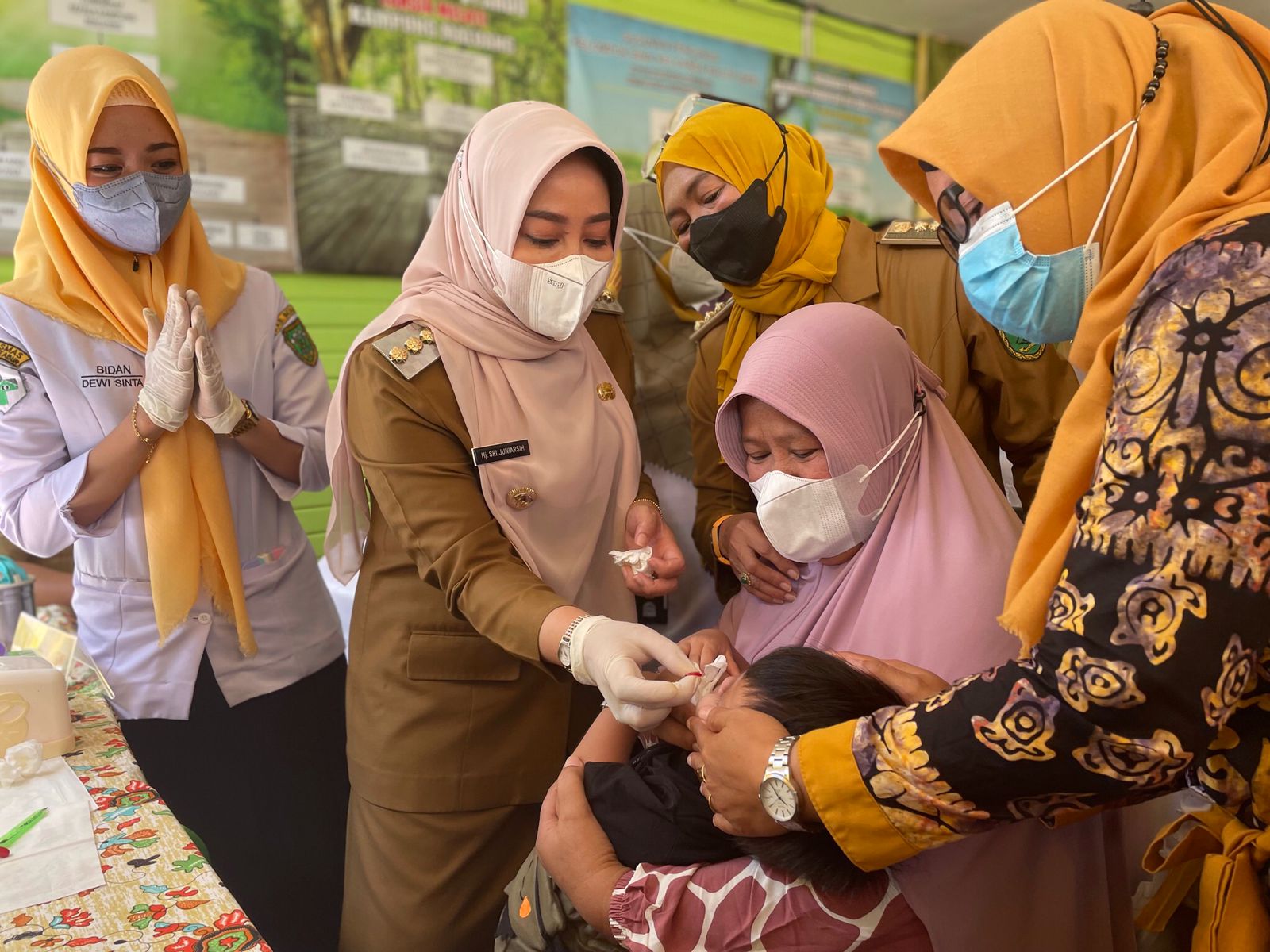 Bulan Vitamin A, Bupati Berau Pantau Tumbuh Kembang Balita di Posyandu Kampung Maluang.