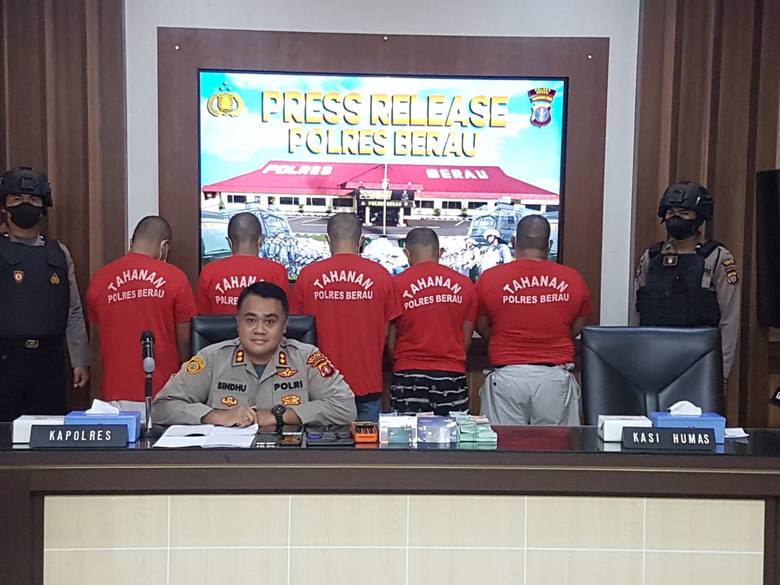 Kapolres dan Kasatreskrim Berau Gadungan Ditangkap