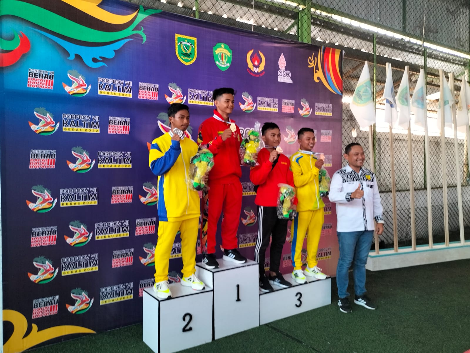 Belum Puas 3 Emas, Berau Targetkan Menang di Final Kumite Beregu Karate