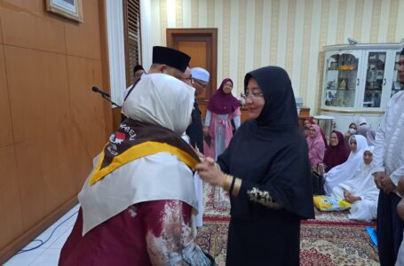 151 Jemaah Calon Haji Kabupaten Berau Resmi Di Lepas Bupati Berau