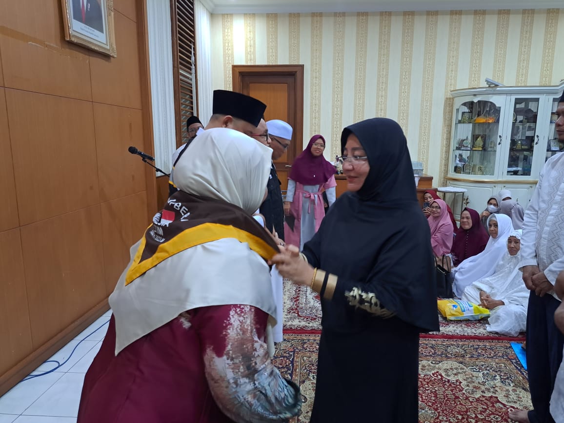 151 Jemaah Calon Haji Kabupaten Berau Resmi Di Lepas Bupati Berau