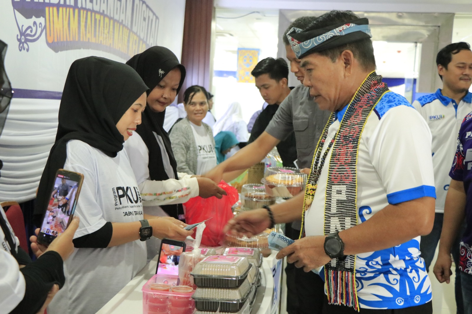 Gubernur Buka Program Pengembangan Kapasitas UMKM