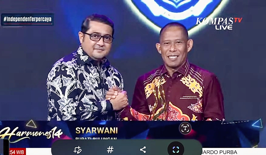 Sebagai Daerah Peduli Pengembangan UMKM dan Potensi Sumberdaya Lokal, Pemkab Bulungan Raih Penghargaan Tongkat Nasional